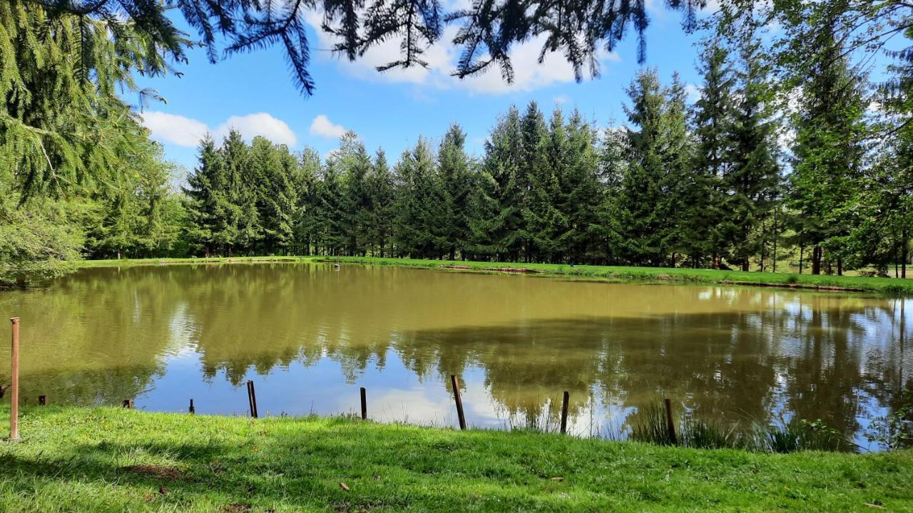 LonnyLes Etangs Du Moulin D'Harcy住宿加早餐旅馆 外观 照片