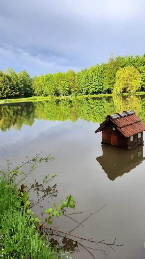 LonnyLes Etangs Du Moulin D'Harcy住宿加早餐旅馆 外观 照片
